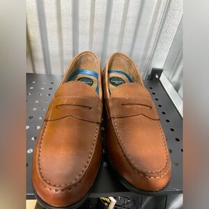 CAFFREY  
MOC TOE PENNY LOAFER Nunn Bush size 10.5